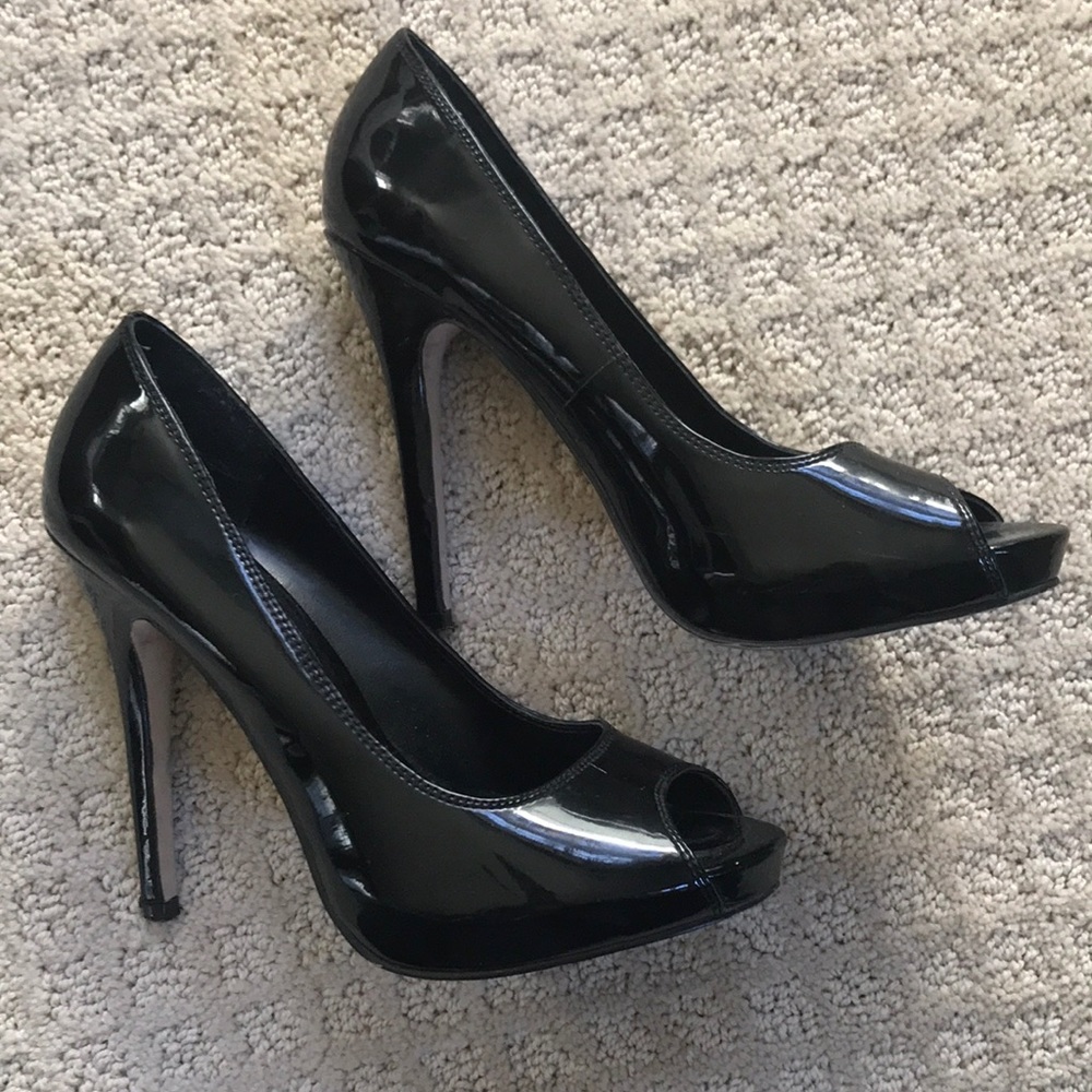 Aldo Black Pumps